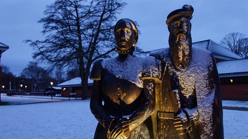 Herluf Og Birgitte - Ansigter Bred